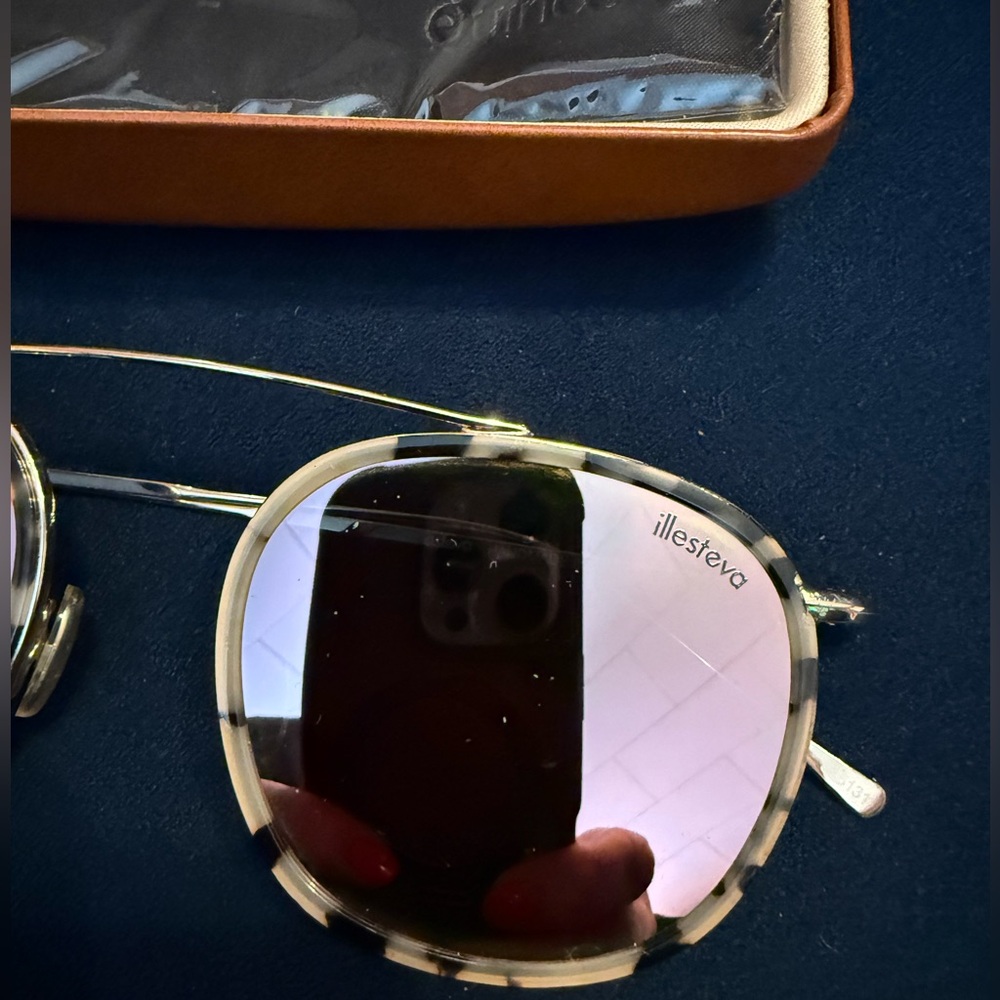 Illesteva Mykonos Ace sunglasses - Picture 6 of 13